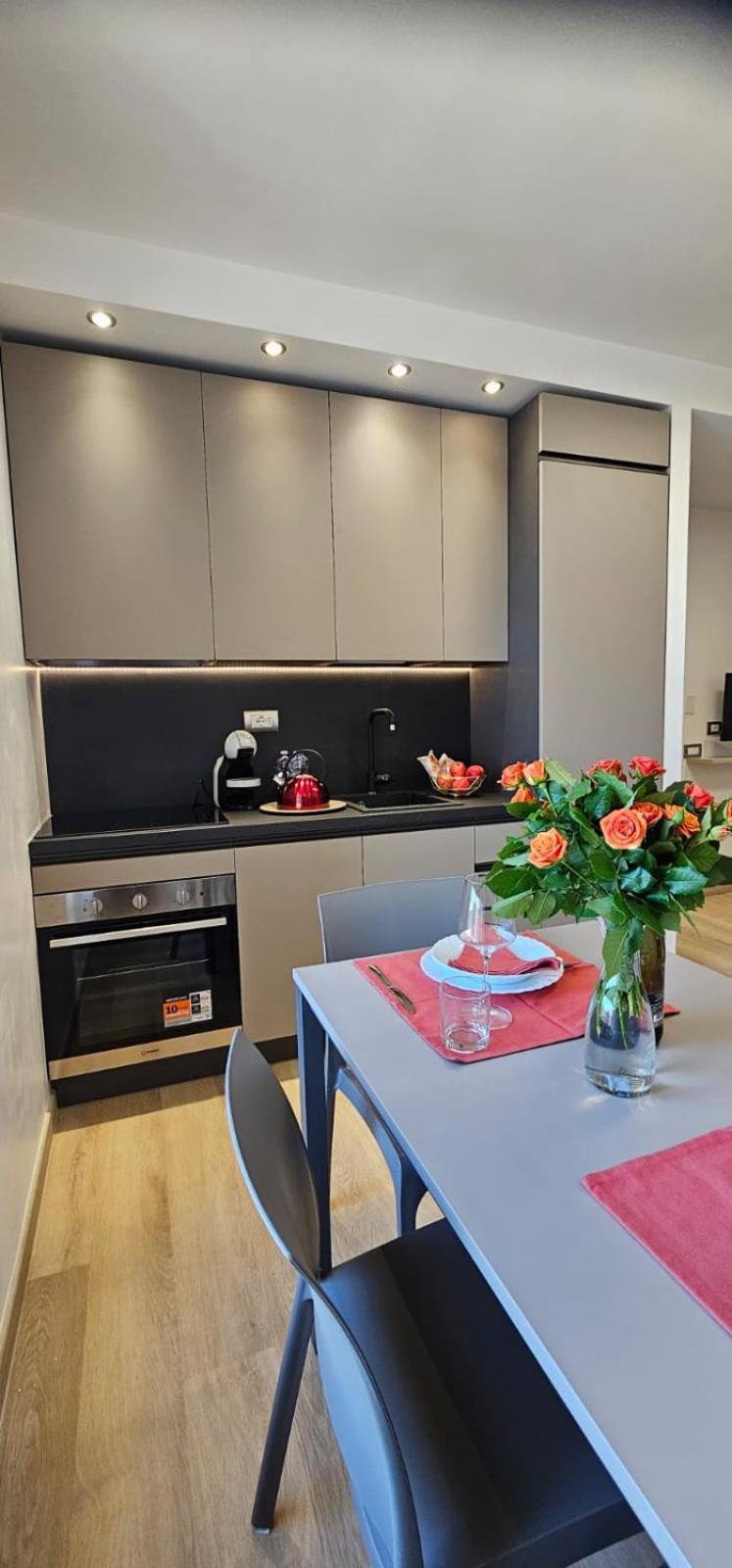 Happy Holiday Apartament Quartu SantʼElena Extérieur photo